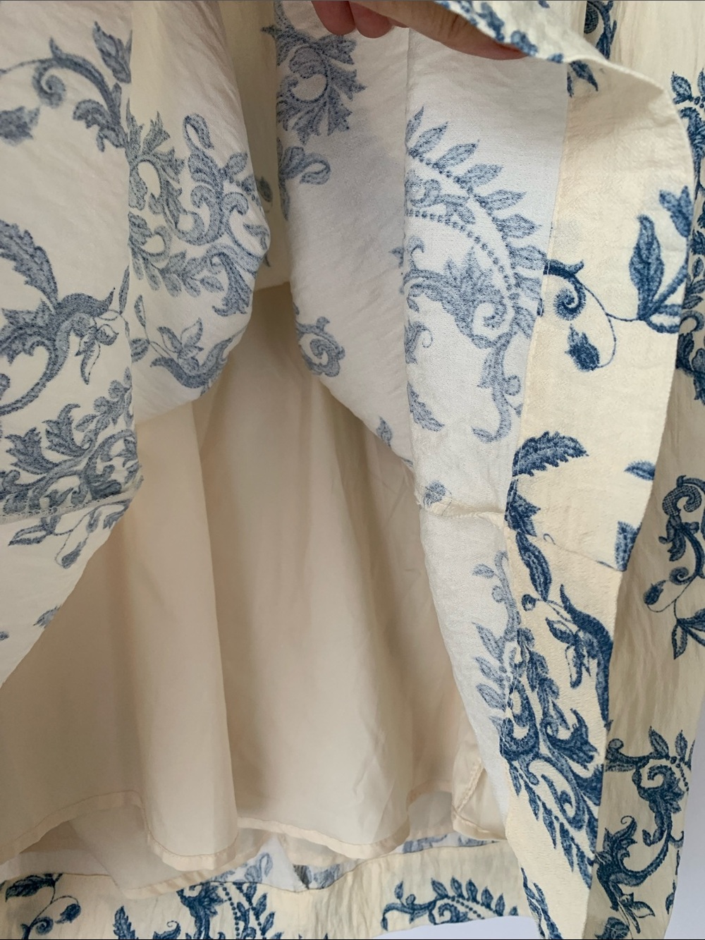 Umgee Blue Paisley Print Ruffle Flutter Sleeves Rayon Blend Dress Size M - Picture 6 of 8